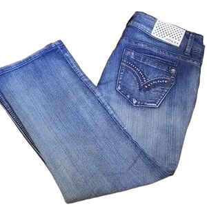 Jolt cropped capri jeans straight leg light wash. Size 11